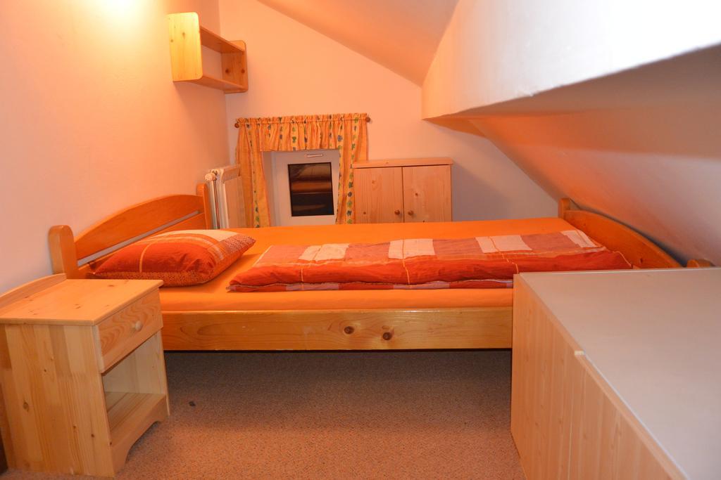 Pension Sport Špindlerŭv Mlýn Kamer foto
